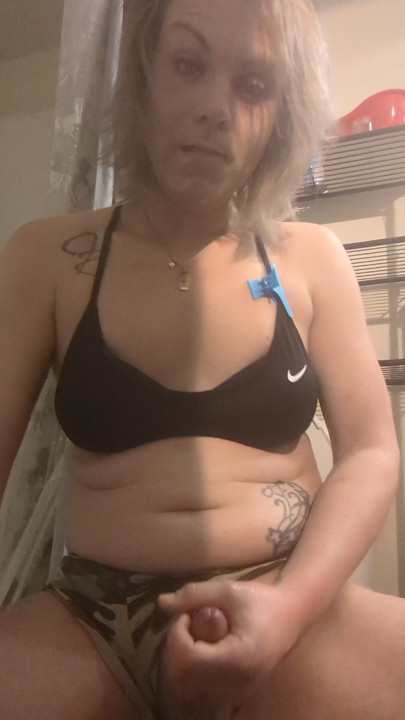 Tranny strokin