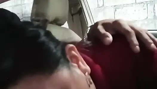 Ruhige Mädchen Sind Immer Die Wildesten. Ehefrau Mit Dicken Titten Macht Sinnlichen Blowjob