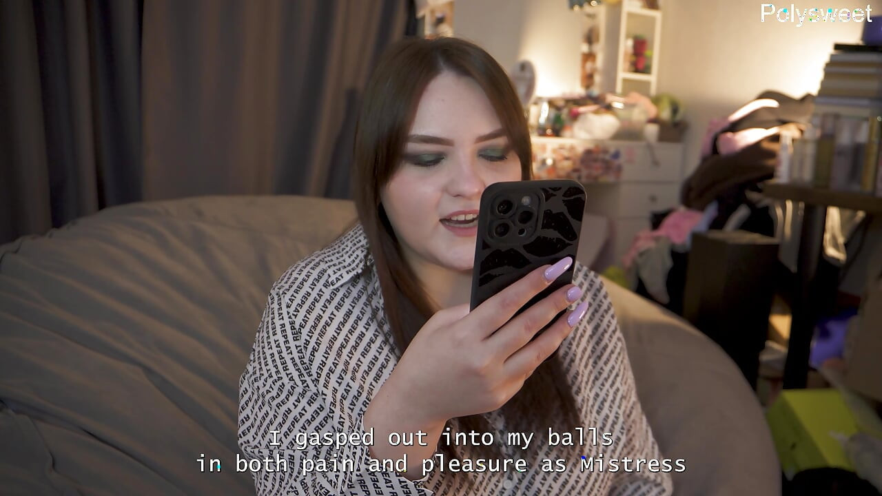 Porn story - punheta com bolas que eu só podia murmurar enquanto ela me fodeu com uma cinta-caralho