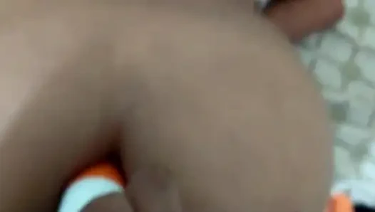 Моя маленькая дырка, когда я была молодой девушкой, начиная с анального секса