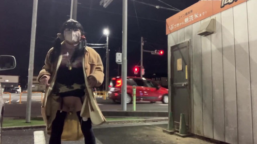 在购物中心停车场的自愿培训No41