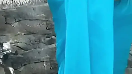 Bhabhi Ne Badezimmer Me Kholi Choli