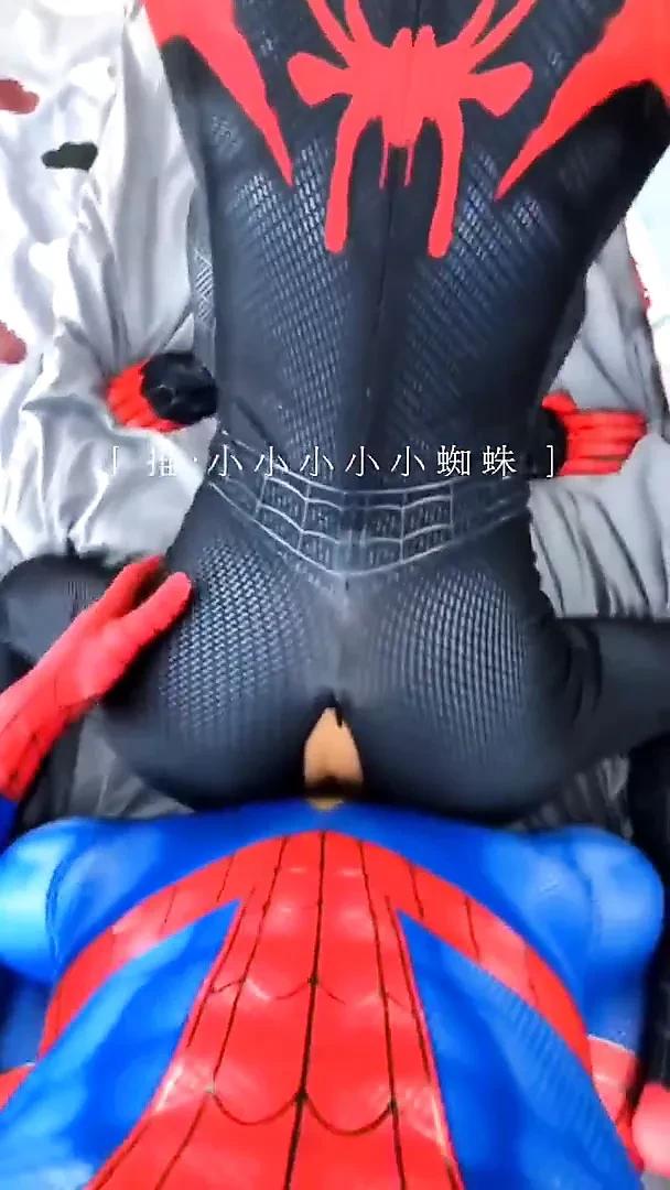 Spiderman shoots semen on the battle suit