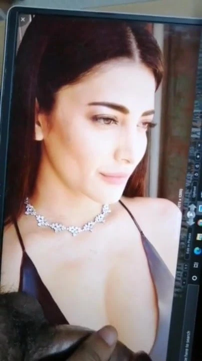 Cum üzerinde shruthi hassan reagain