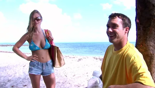 Beautiful slim big tits milf Ivana Bianchi gets laid on the beach