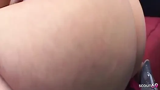 Kıllı amcıklı büyük memeli kızıl saçlı genç kız ginger blaze ırklararası bir büyük zenci yarağı tarafından sikiliyor