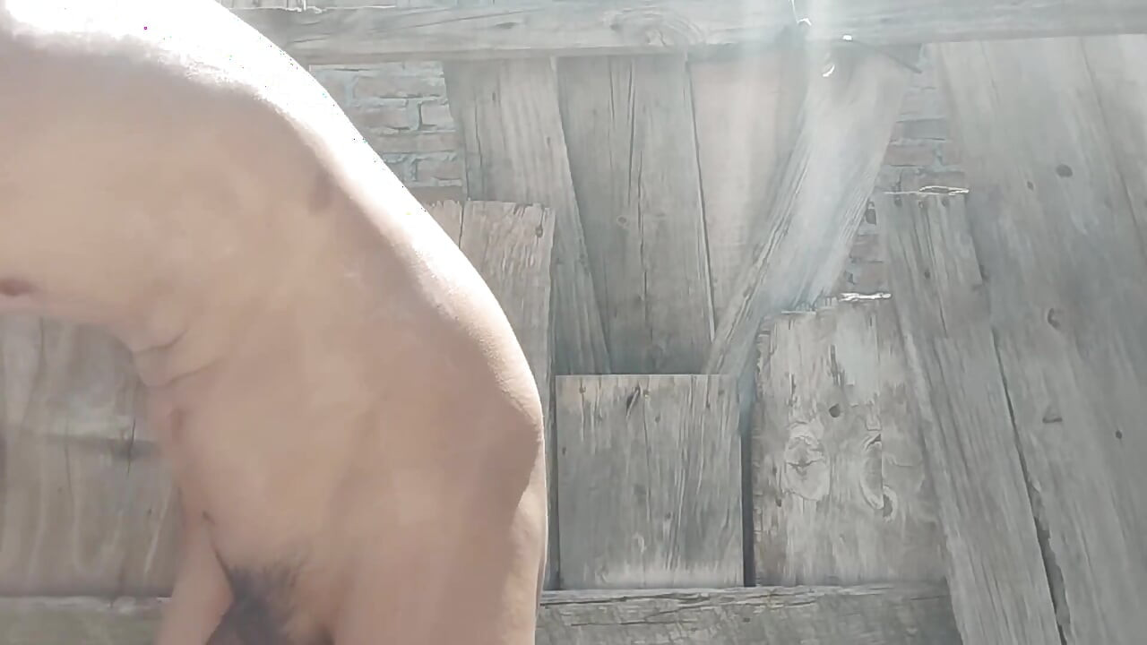 Bañándome Al Aire Libre