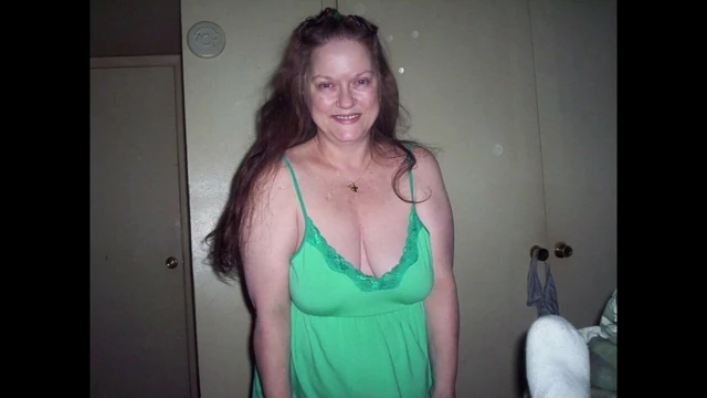Aunt Betty Softcore lingerie show