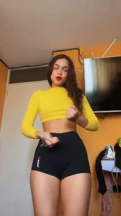 VP07 - Mercedes Nunez 1akz