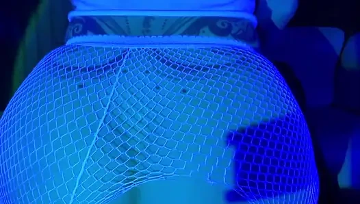 Mükemmel amcıklı balon götlü büyük dildo ve yarak alıyor