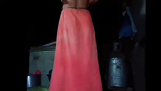 Rekaman seks wanita asia 18 tahun lagi masturbasi di masa karantina