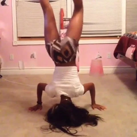 Neighbors girl twerking 2