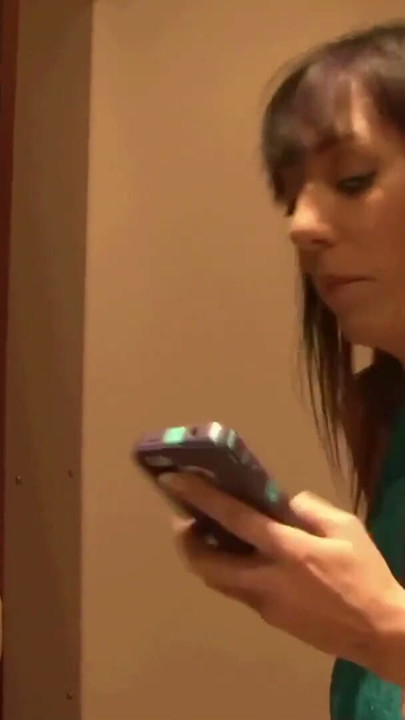 흑인 대물 자지에게 따먹히는 엄마와 의붓딸 | 클립 1