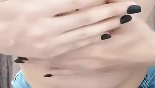 Hot Girl Showing the Big Boob and Pusssy Fingering