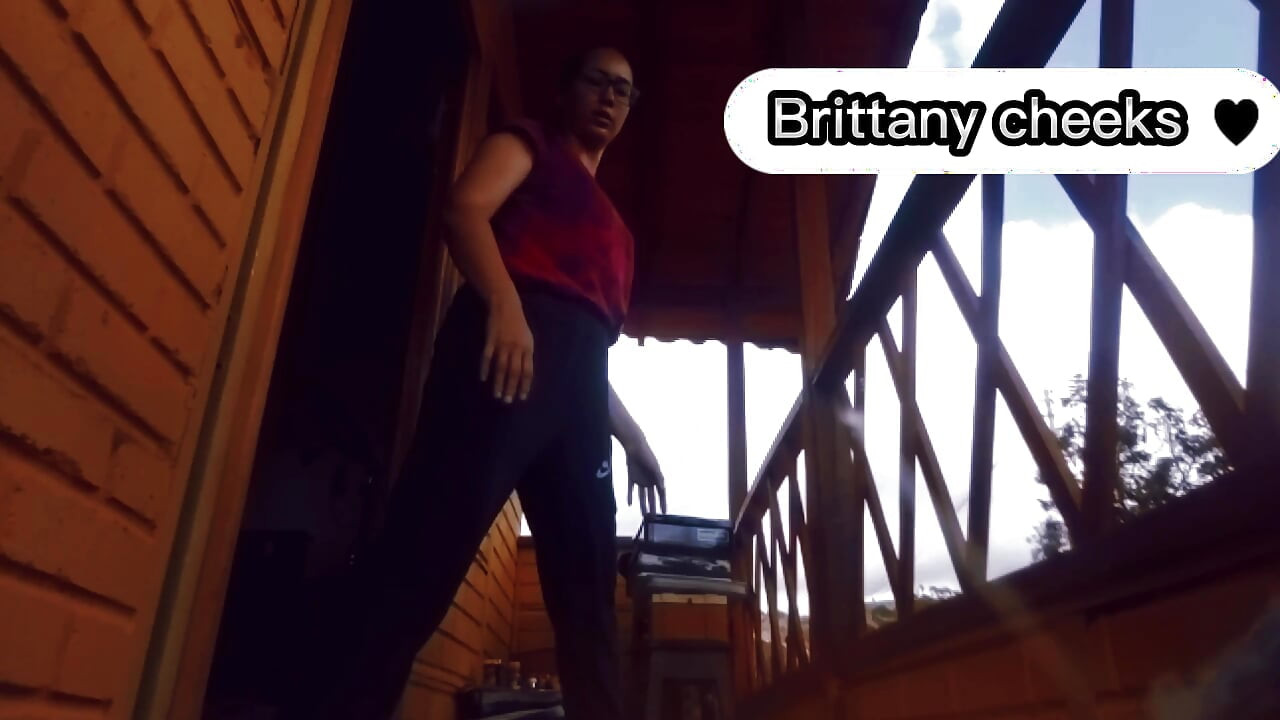 흑인 대물 자지에게 따먹히는 핫한 금발 밀프