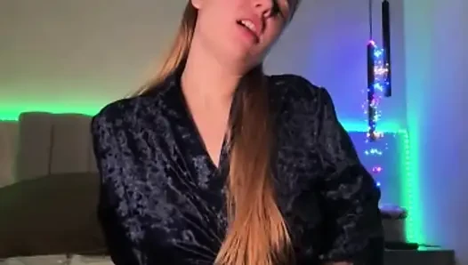 Muschi ficken und squirting selbstgedreht