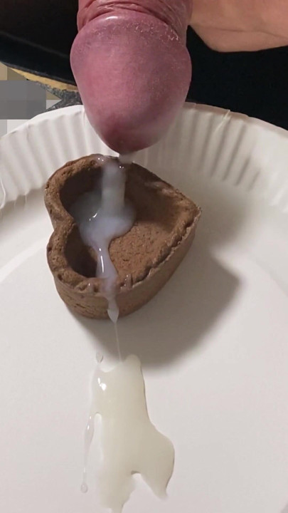Eat heart-shaped candy with semen | Clip 1