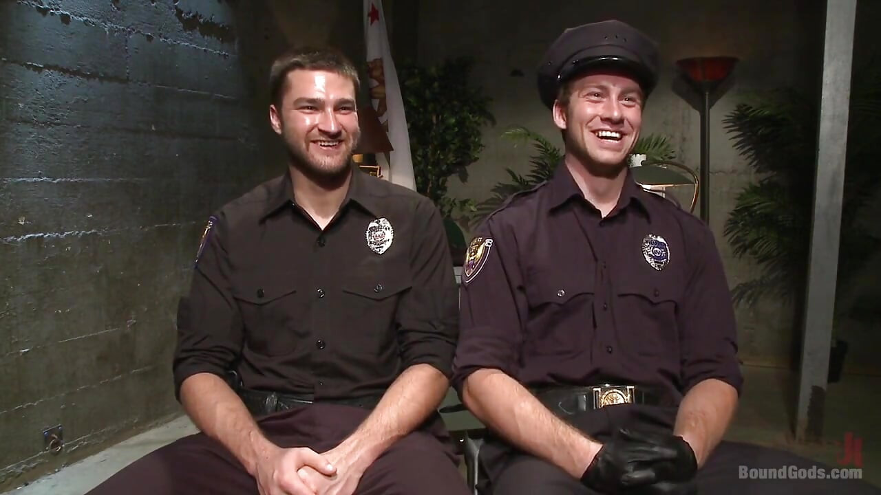 Good Cop - Bad Cop