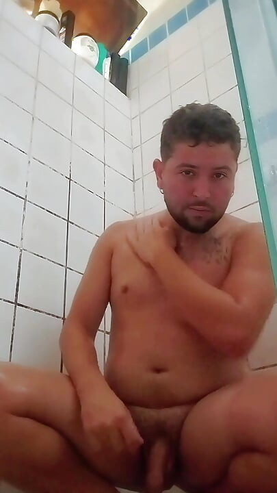 Κάντε ένα ζεστό ντους στο κρύο για να ζεστάνετε το πουλί σας