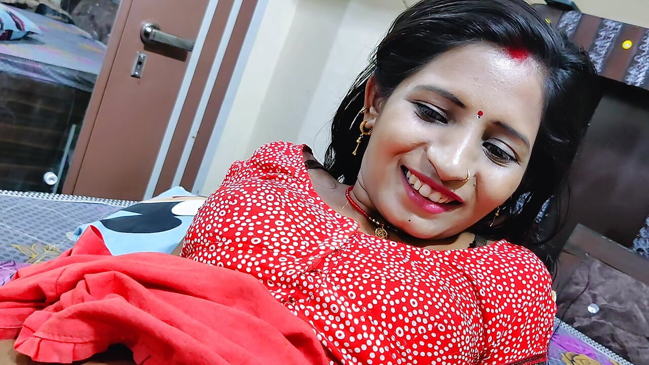 Hard-core desi teenage girl giving oil massage full side relaxation and fucking Hindi audio