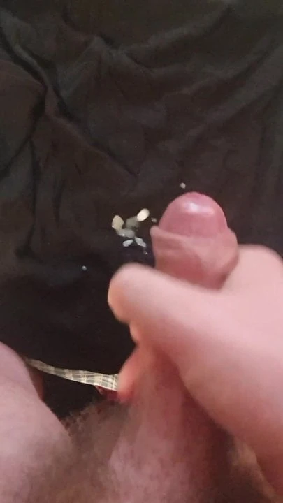 Cumming on my sweaty gym shirt