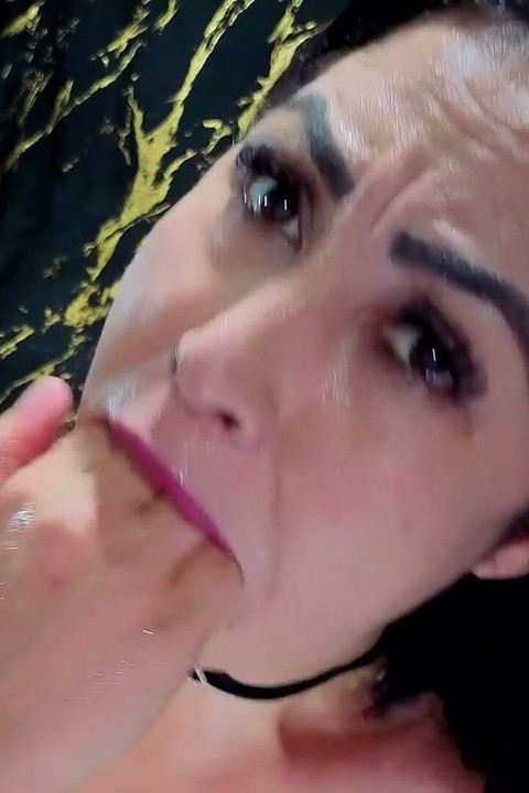 Descuidado chupar la mano