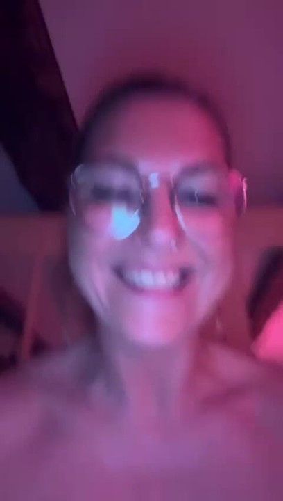 Pancutan mani yang bagus dalam pepek saya