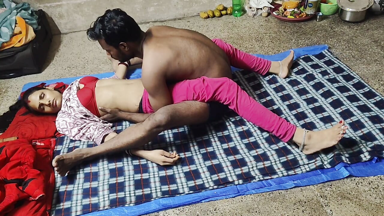 Desi girls hard fucking videos in night sex