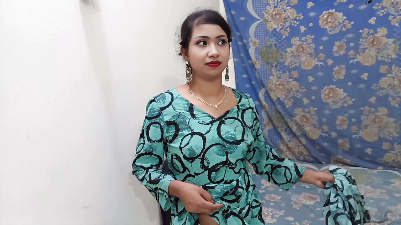 May relasyon si NilimaChowdhury sa kanyang kapitbahay at viral na sex video na panoorin