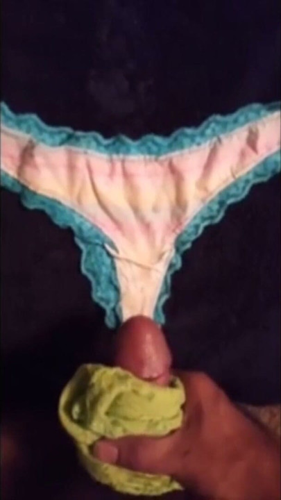 My strong pennis cumshots on my stepsister penties | Clip 2