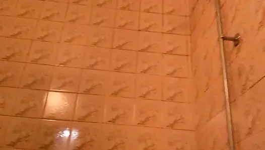 Naked babe in the bathroom