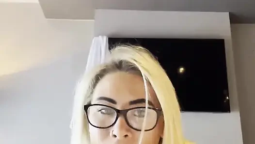 Senin yüzünden büyük bir orgazm