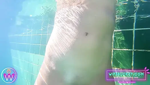 Wifebucket Amateurs - Fucked my wifey secretly in the pool
