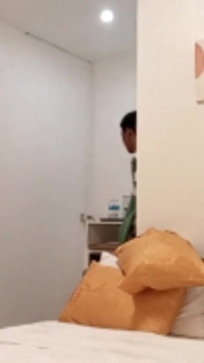 Filipino Twink Devours Cock & Gets Pounded for Hot Cumshot | Clip 1