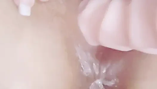 Playing alone with my, it fills me all up to the end