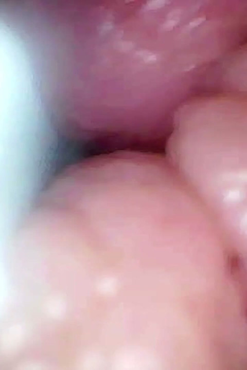 内窥镜相机记录我妻子的G点. 教育视频特写