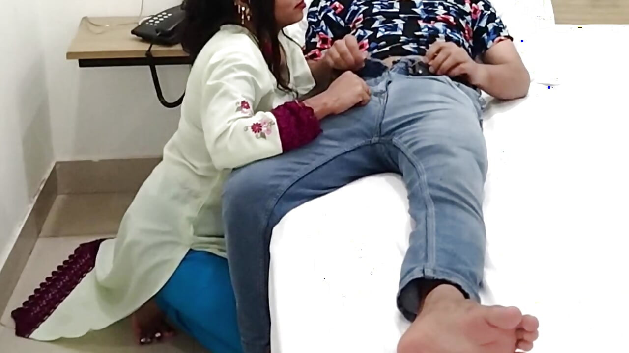 Stepsister ko Oyo me le jaake pel diya