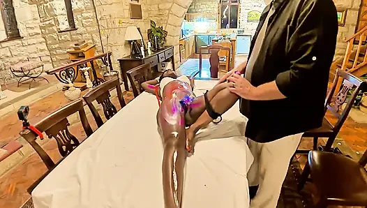The masterpiece - I hire blackswan for my art piece and se delivers cum, squirt and piss on my canvas