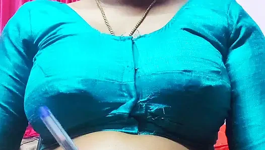 Aunty and her lover, sex video in private