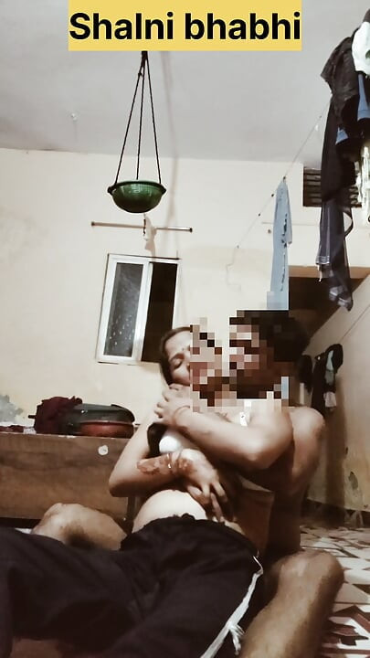 Shalni bhabhi ki deshi chudai video