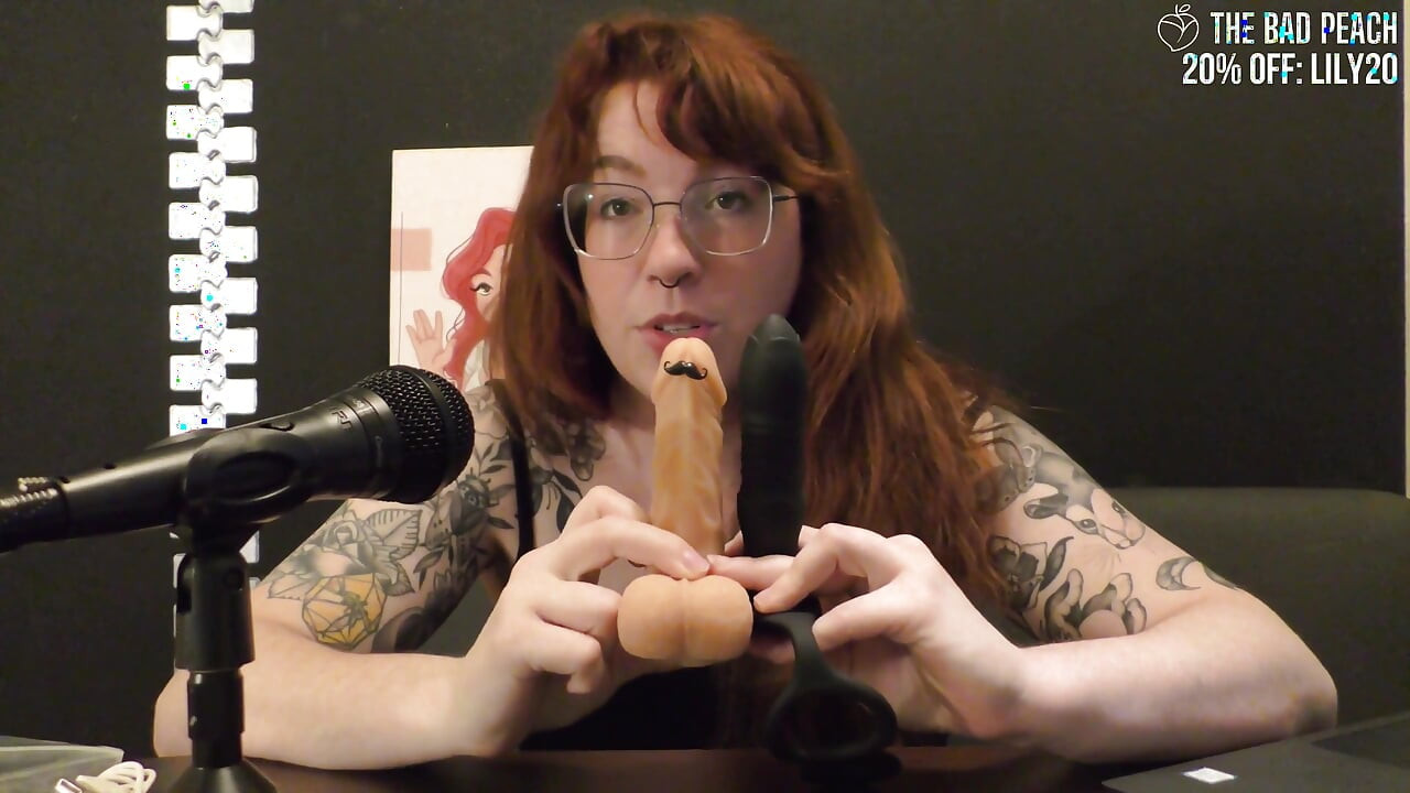 NSFW Review of a Remote Control Thrusting Prostate Massager From the Bad Peach