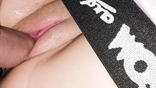 Kontol raksasa ngentot memek sempitku yang baru 18 tahun untuk pertama kalinya (add me free nudes)