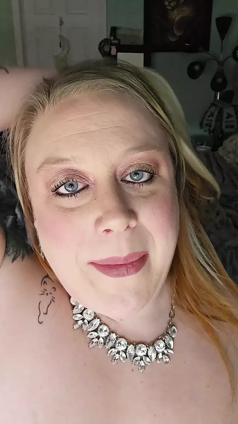 Sexy milf with plug