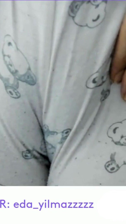 CAMELTOE- SWOLLEN PUSSY- MASTURBATE WITH PAJAMAS | Clip 1