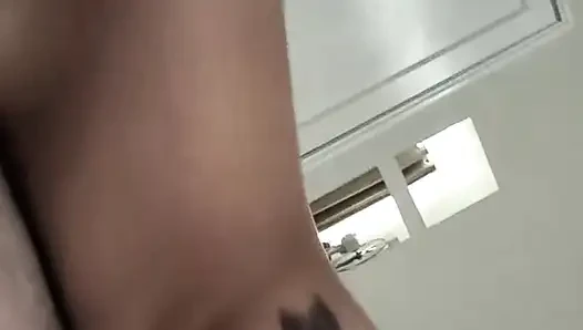 Diese mexikanische MILF liebt es, Schwanz zu reiten