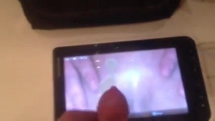 jerk off on pussy