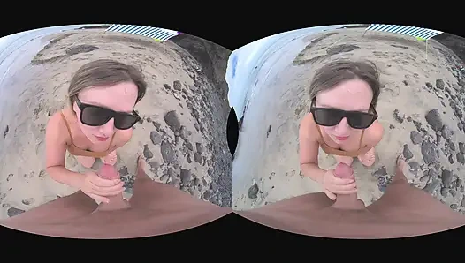 VR pOV-blowjob im freien am öffentlichen strand