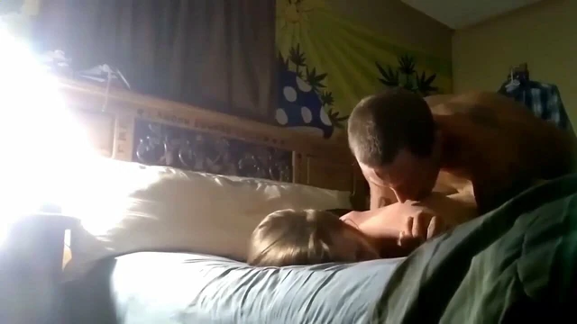 francaise gf baisee par derriere avant l'ecole