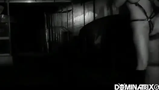 Анальное наказание! Грязных рабынь-шлюшек трахают в задницу!