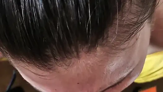 Echtes russisches paar blowjob, sperma auf den arsch und nach dem blowjob waschen